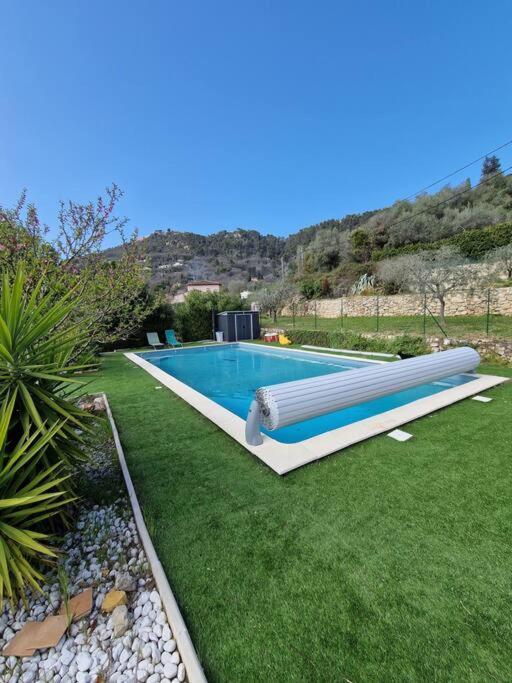 Appartement 2 Pieces Renove Avec Acces Piscine Peymeinade Exterior photo