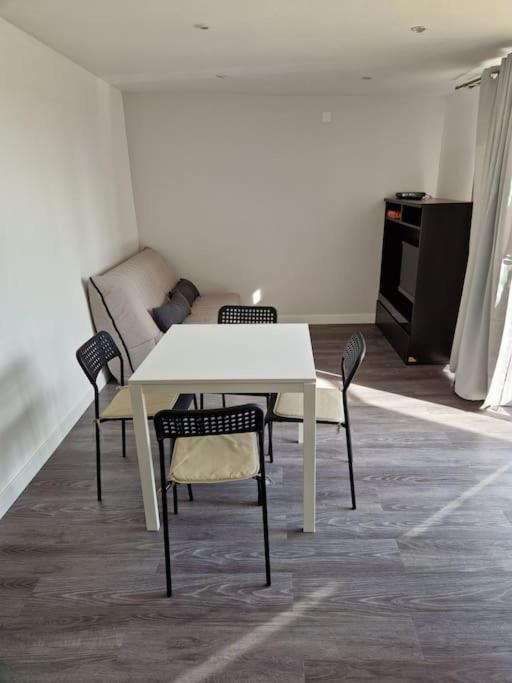 Appartement 2 Pieces Renove Avec Acces Piscine Peymeinade Exterior photo